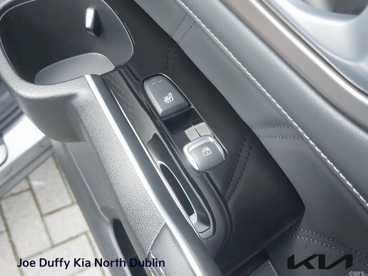 Kia Sorento SUV, Petrol Plug-in Hybrid, 2026, Grey