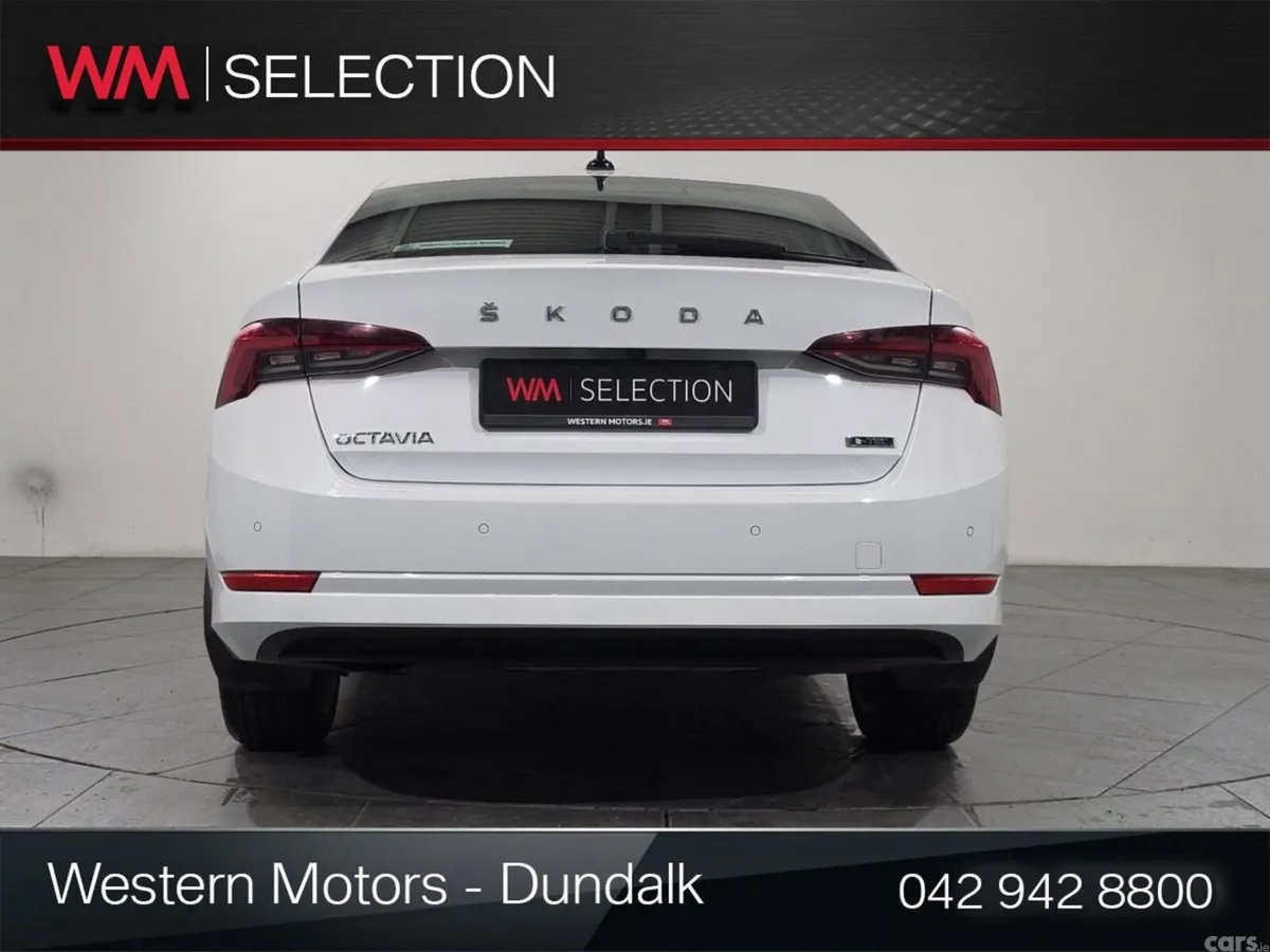 Skoda Octavia Saloon, Petrol Hybrid, 2024, White