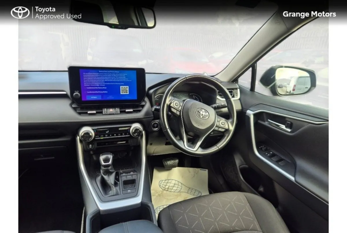Toyota RAV4 SUV, Petrol Hybrid, 2023, Grey