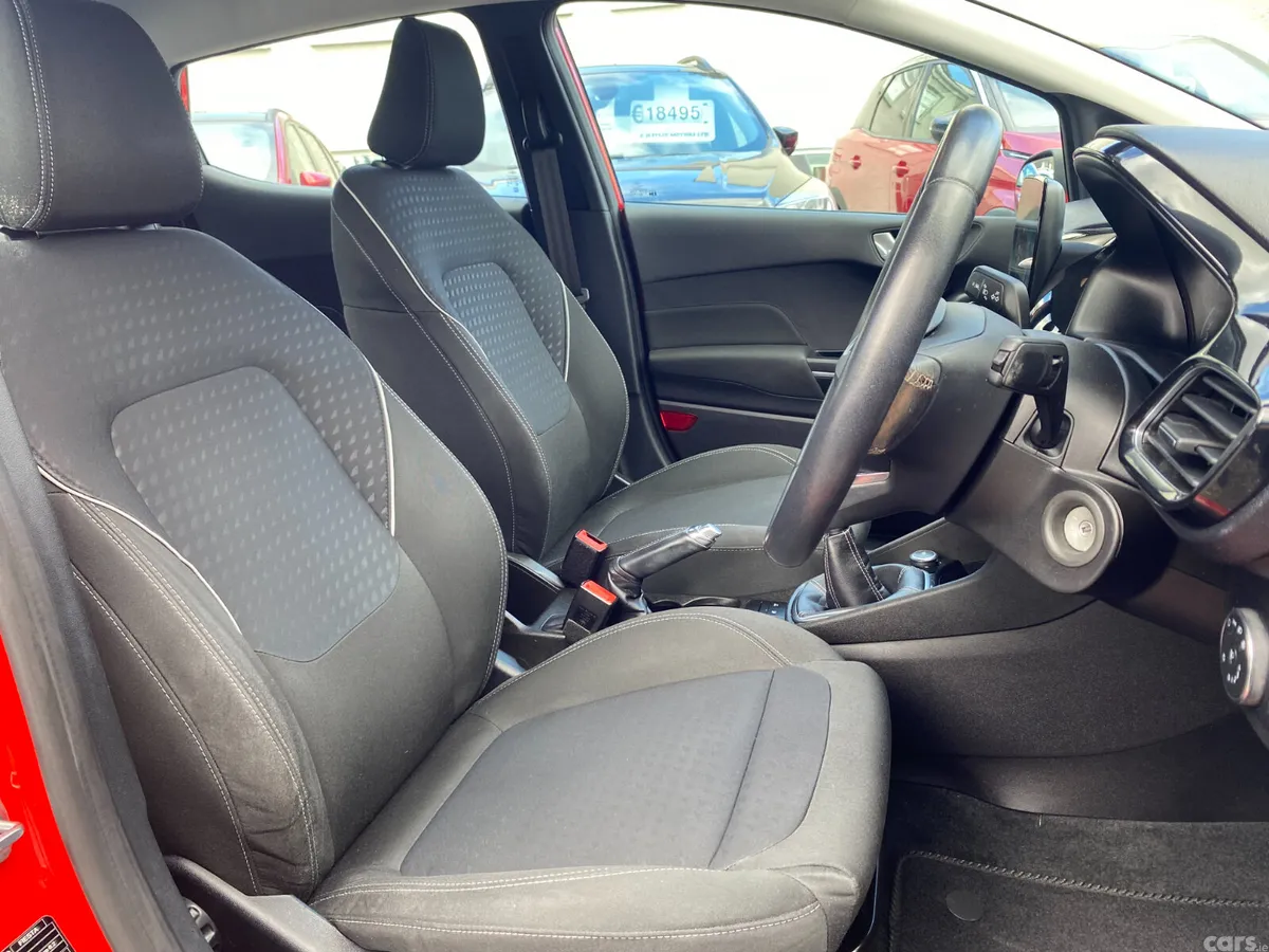 Ford Fiesta Hatchback, Petrol, 2019, Red