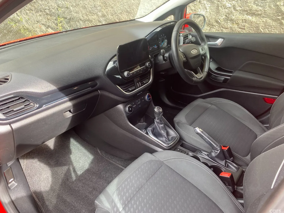 Ford Fiesta Hatchback, Petrol, 2019, Red