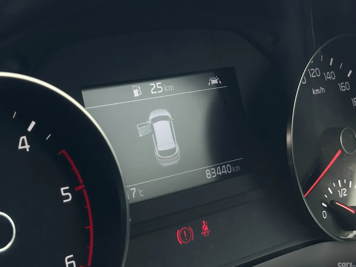 Kia Sportage SUV, Diesel Hybrid, 2021, Red