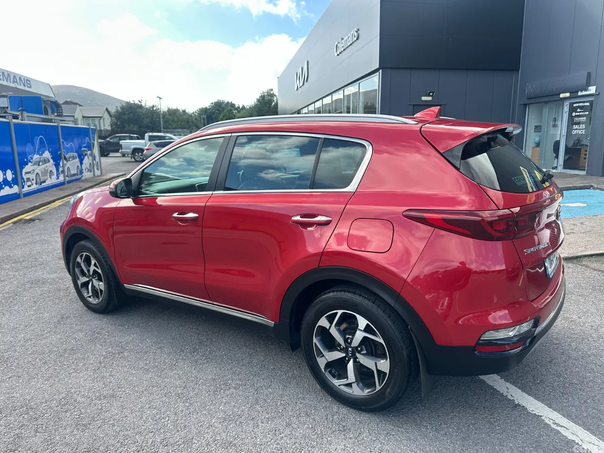 Kia Sportage SUV, Diesel Hybrid, 2021, Red