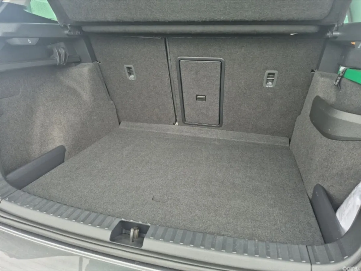 Skoda Karoq Estate, Diesel, 2024, Grey
