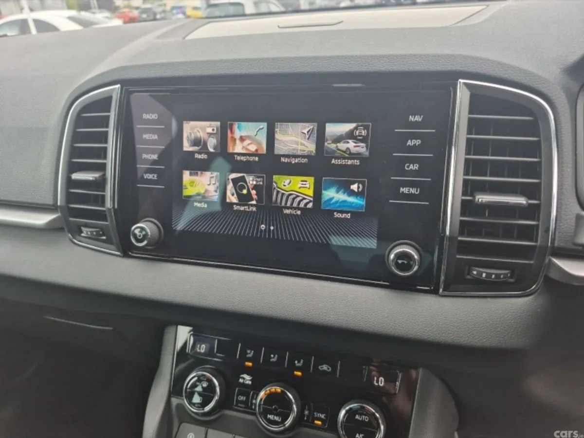 Skoda Karoq Estate, Diesel, 2024, Grey