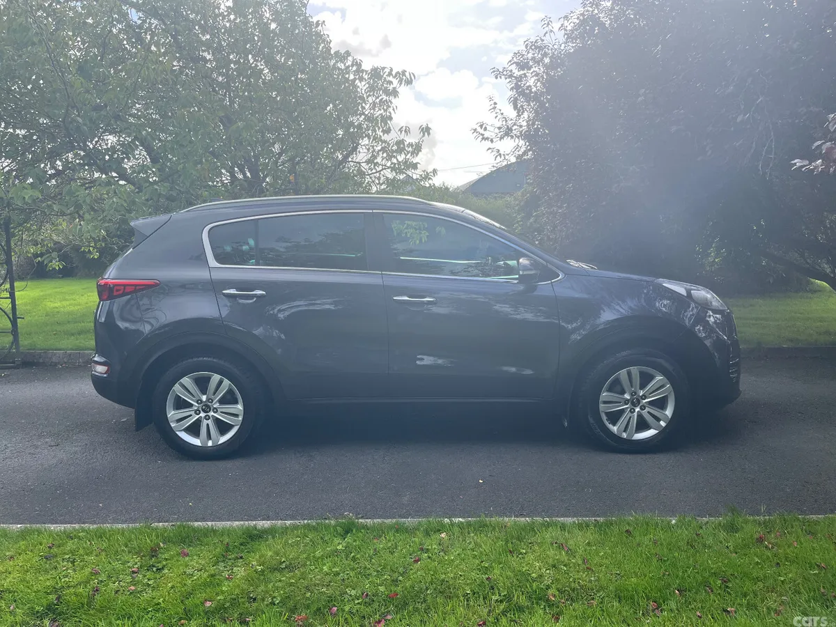 Kia Sportage SUV, Diesel, 2016, Silver