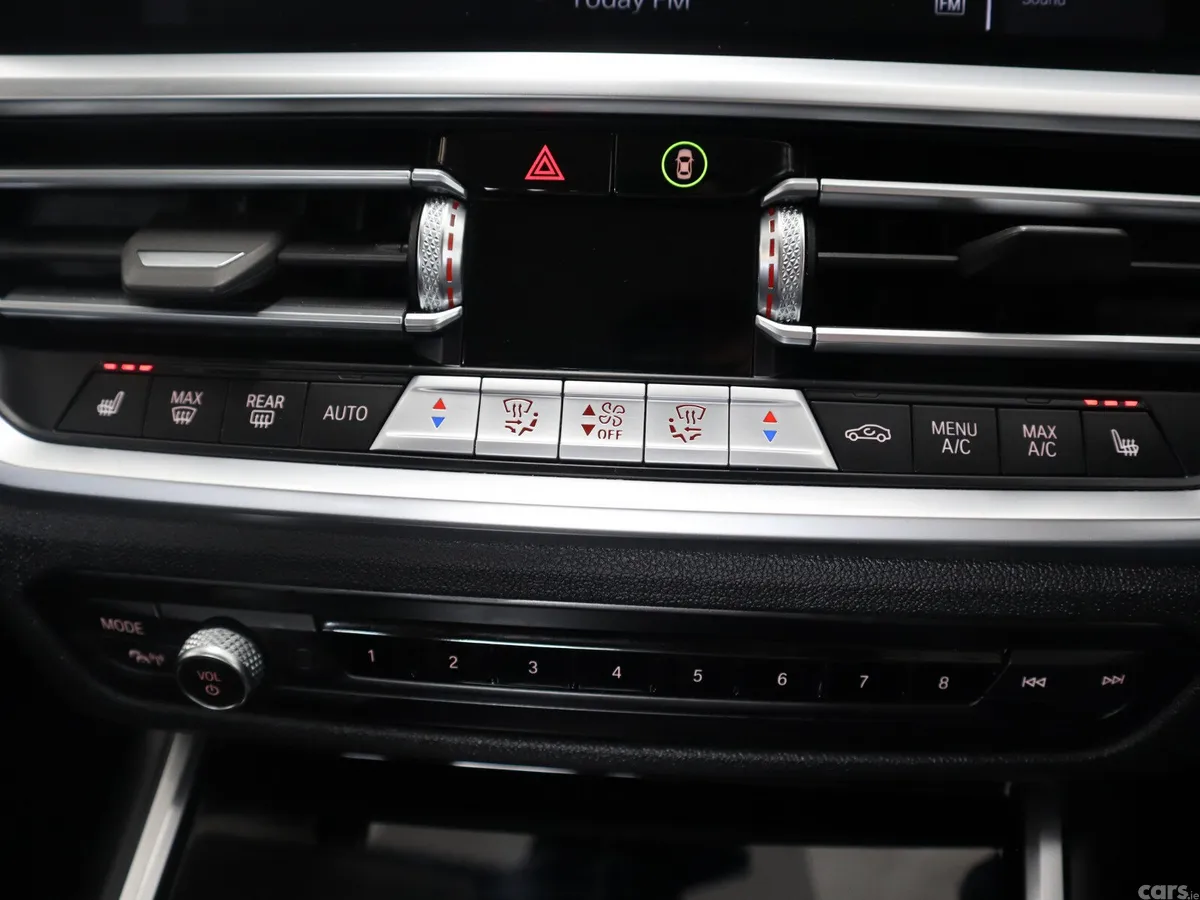 BMW 3-Series Saloon, Petrol Hybrid, 2022, White