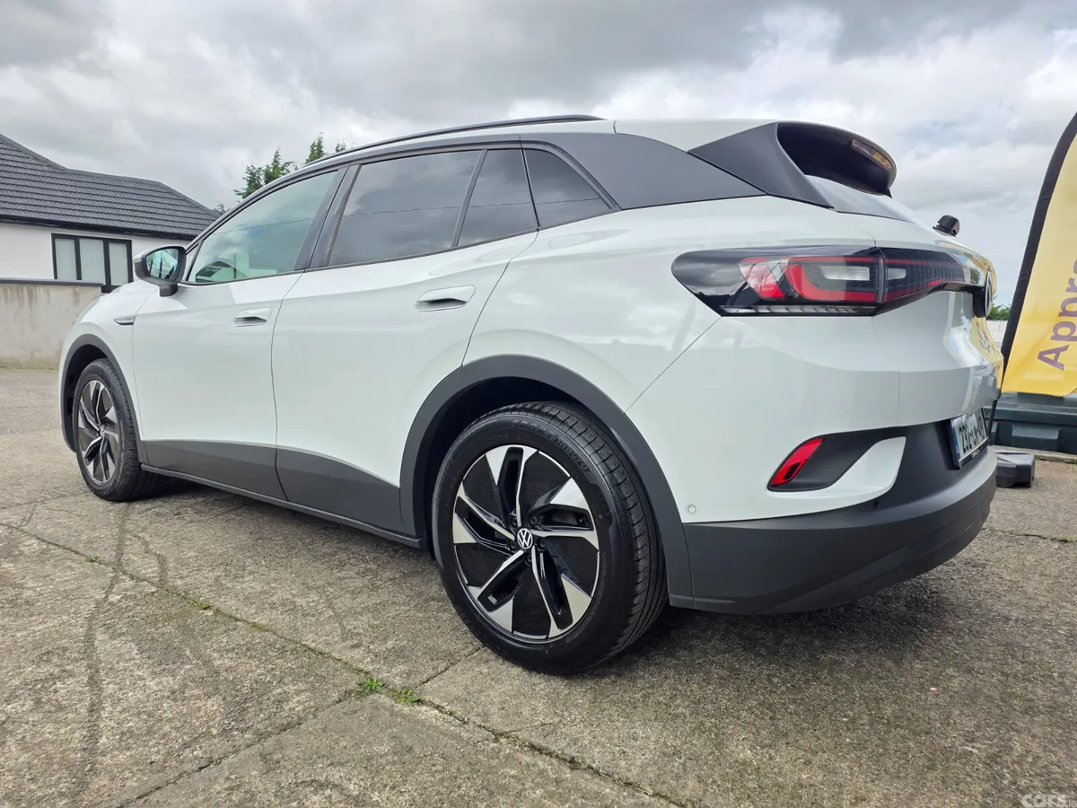 Volkswagen ID.4 SUV, Electric, 2023, White