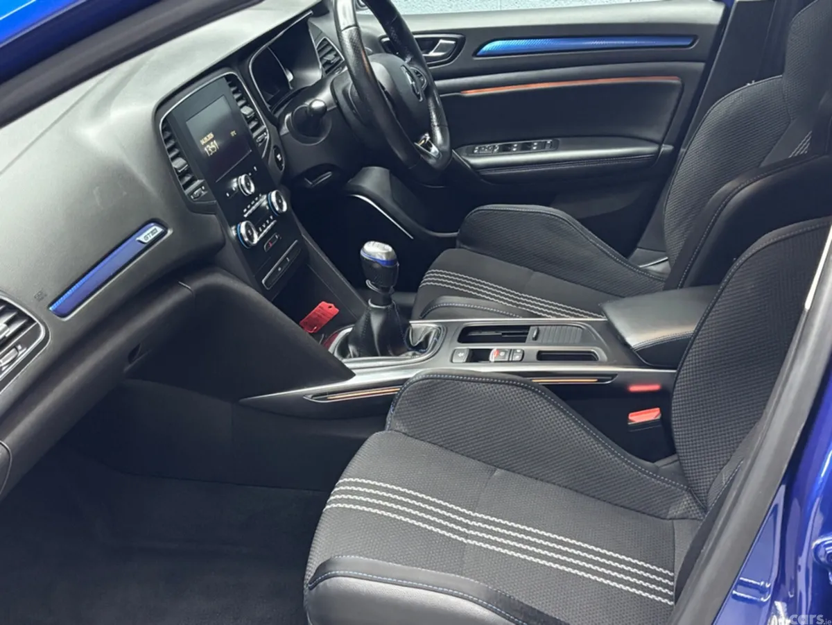 Renault Megane Hatchback, Diesel, 2016, Blue