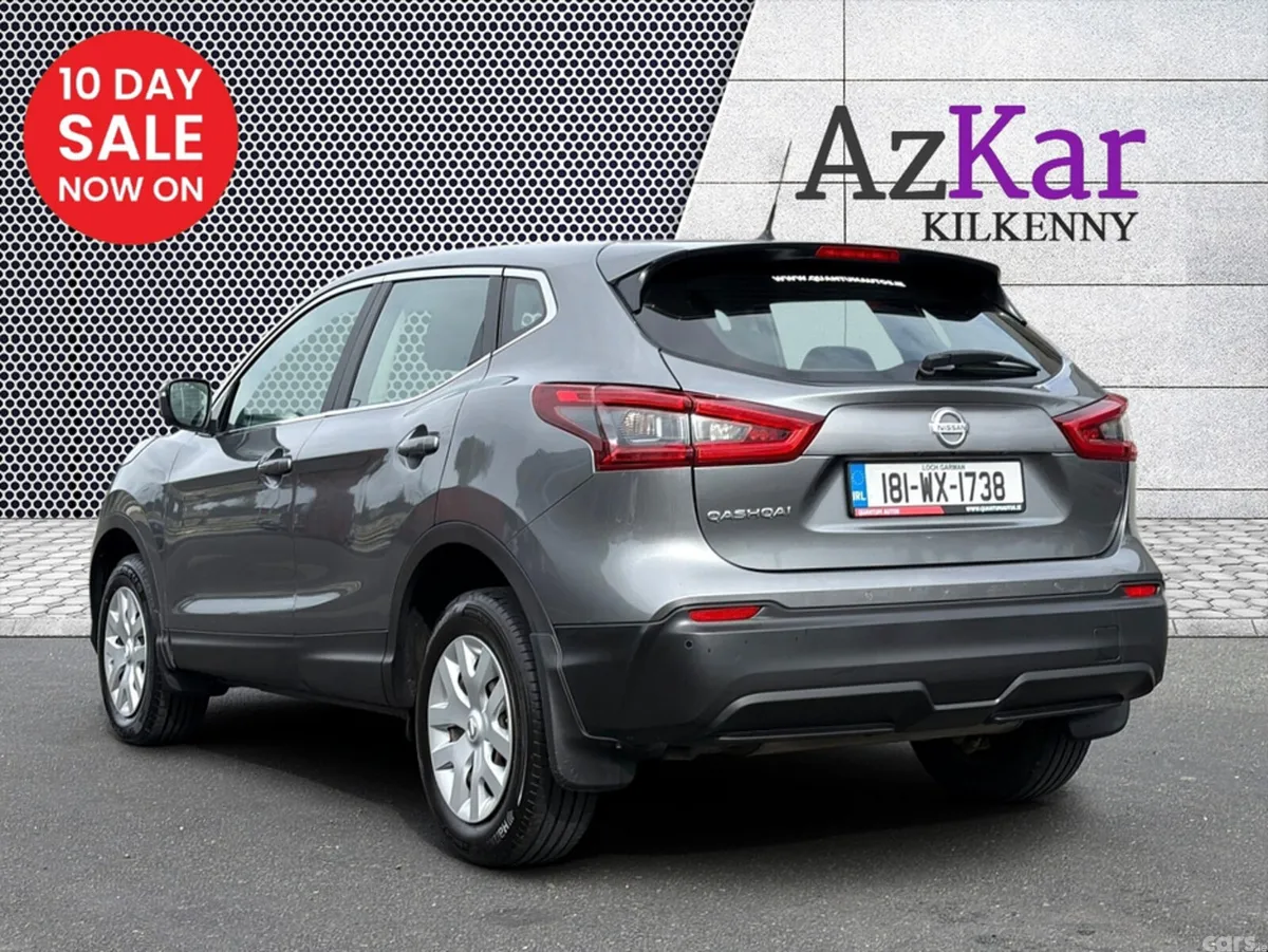 Nissan Qashqai SUV, Diesel, 2018, Grey