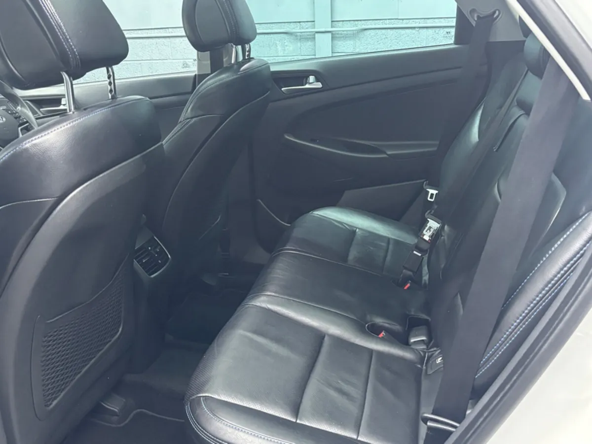Hyundai Tucson MPV, Diesel, 2016, White