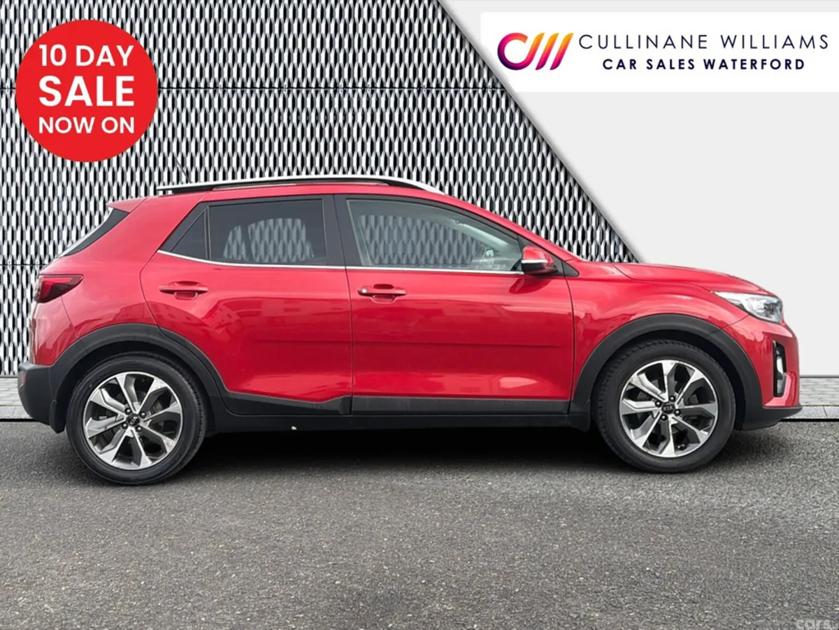 Kia Stonic SUV, Diesel, 2018, Red