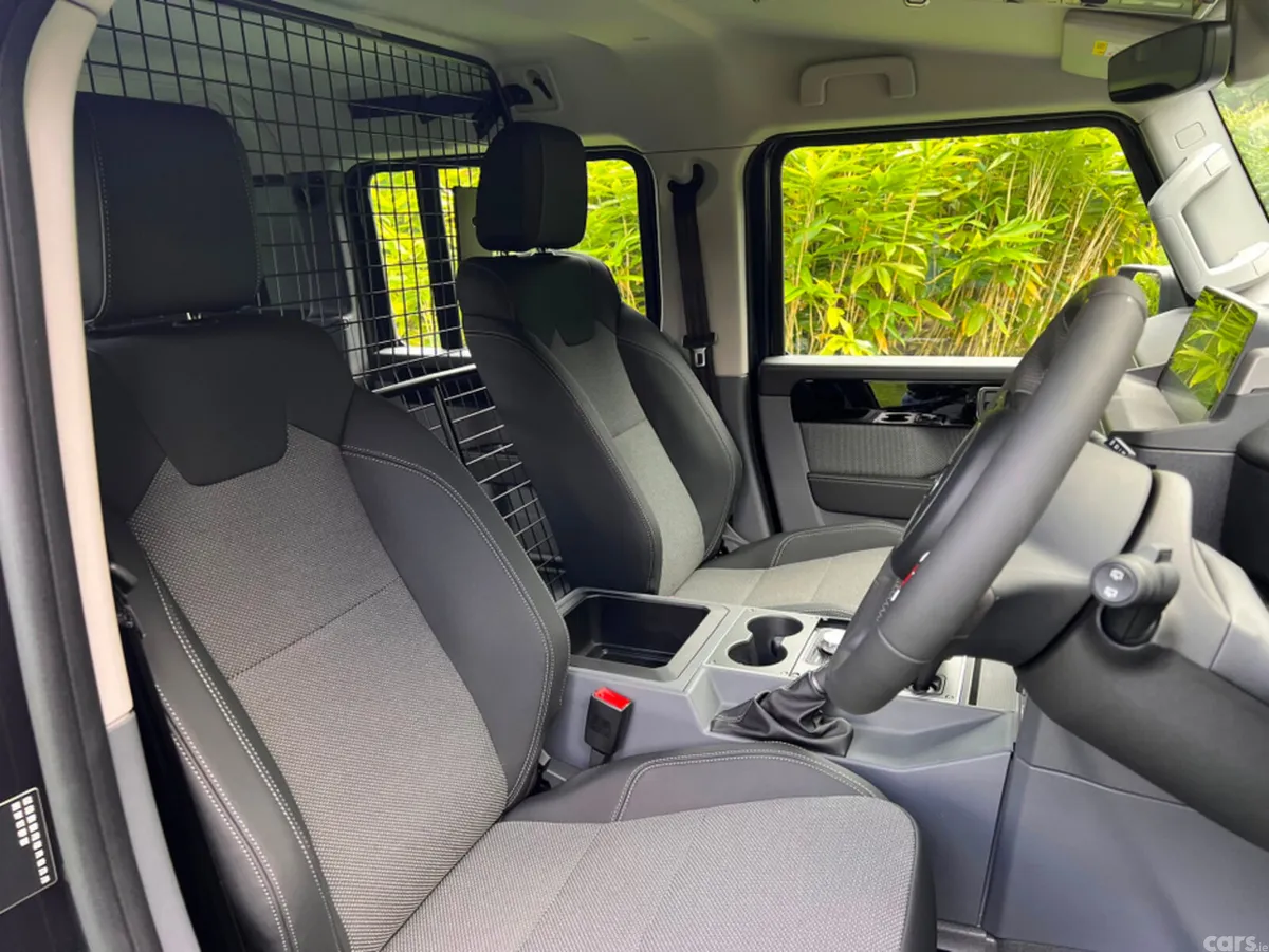 INEOS Grenadier SUV, Diesel, 2026, Grey