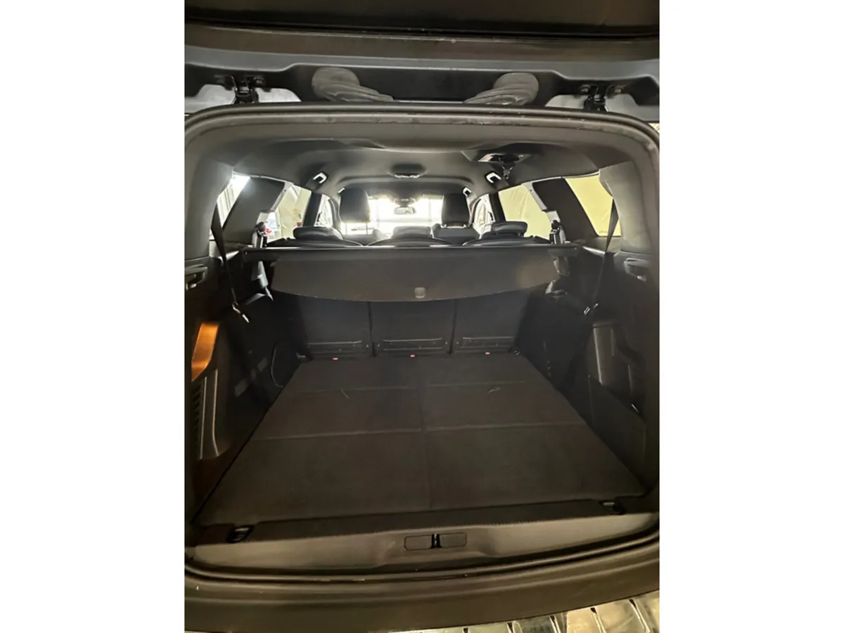 Peugeot 5008 MPV, Diesel, 2024, Grey