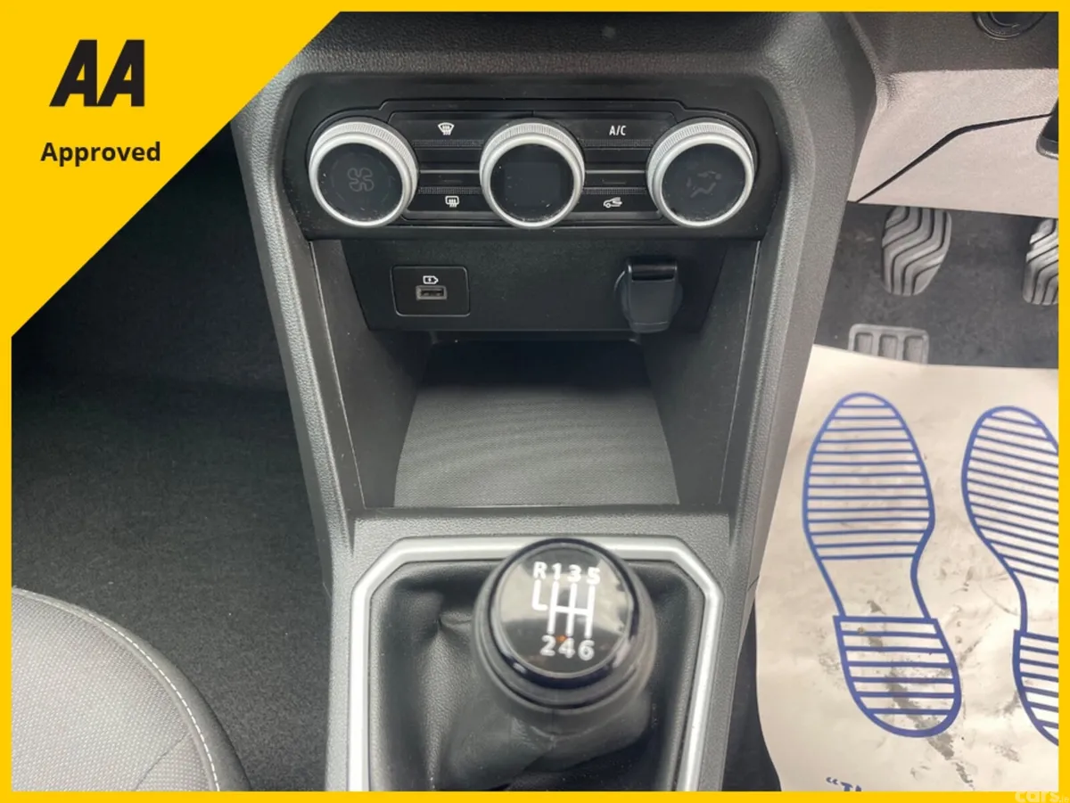 Dacia Jogger MPV, Petrol, 2023, Grey