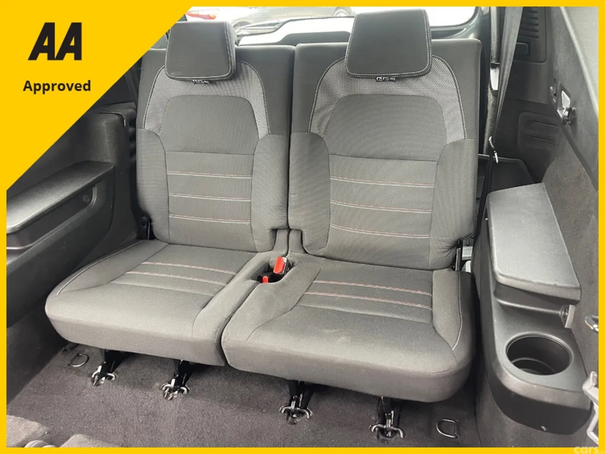 Dacia Jogger MPV, Petrol, 2023, Grey