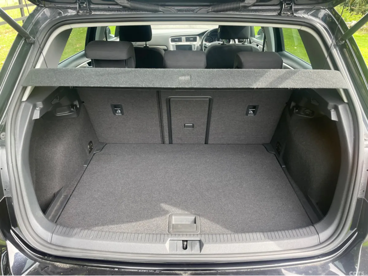 Volkswagen Golf Hatchback, Petrol, 2015, Black