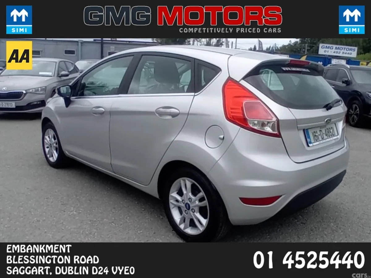 Ford Fiesta Hatchback, Petrol, 2016, Silver