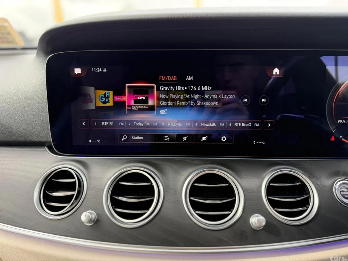 Mercedes-Benz E-Class Saloon, Diesel, 2022, Blue