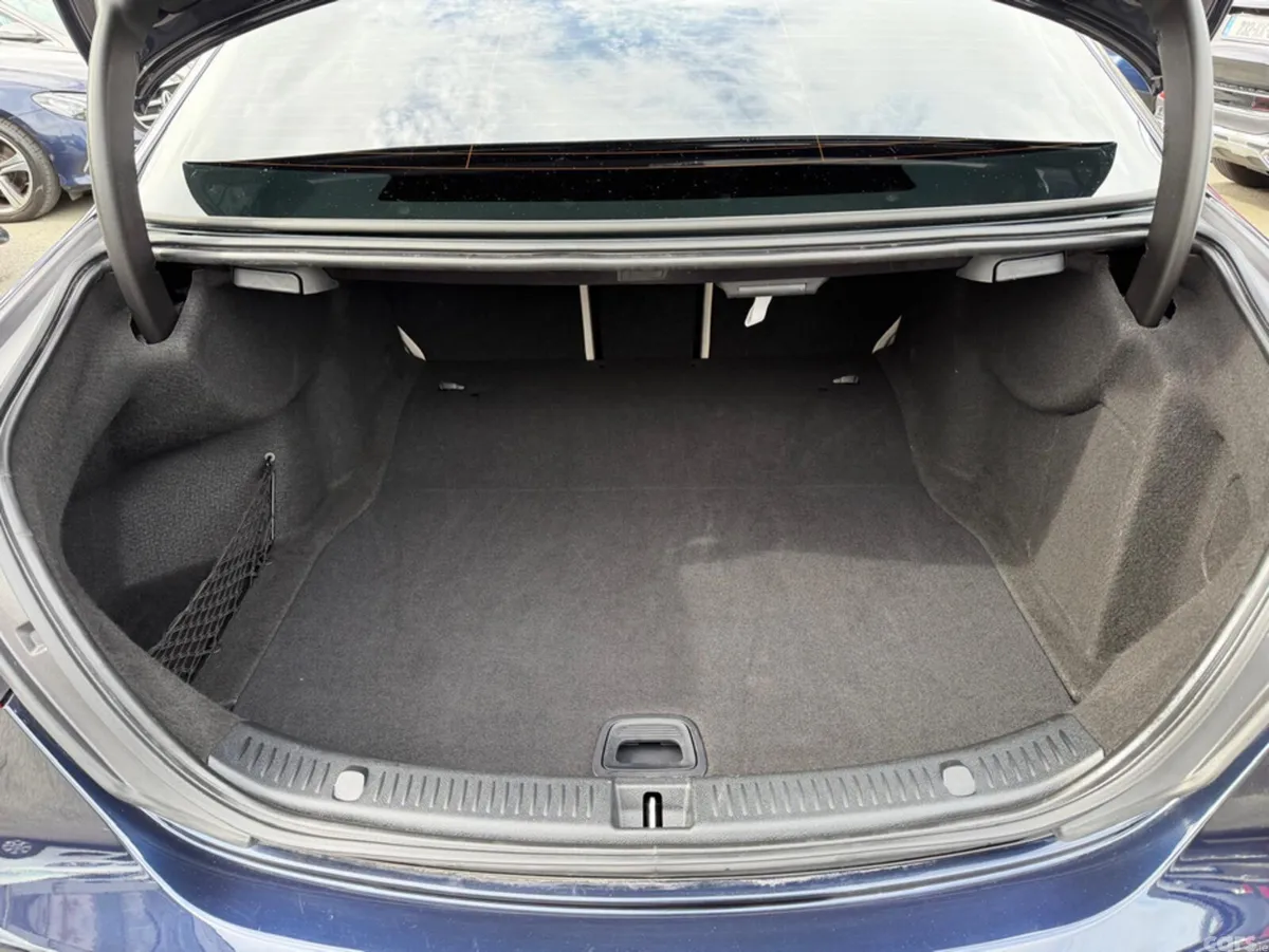 Mercedes-Benz E-Class Saloon, Diesel, 2022, Blue
