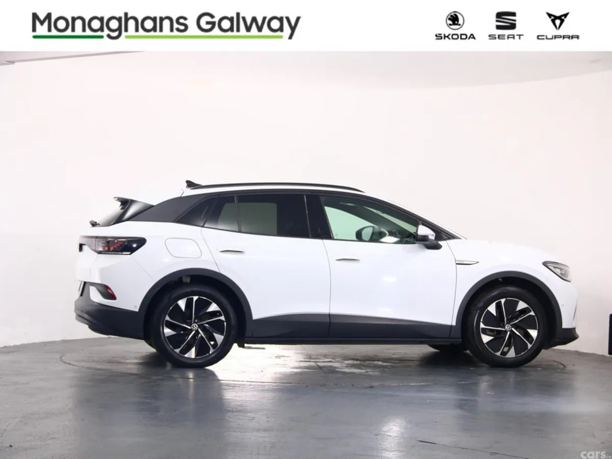 Volkswagen ID.4 Estate, Electric, 2023, White