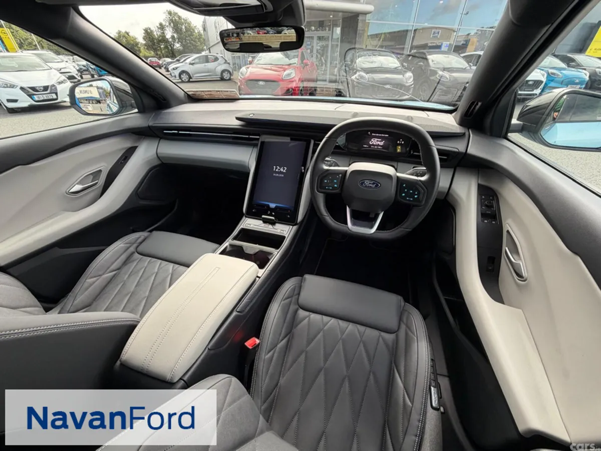 Ford Explorer SUV, Electric, 2026, Blue