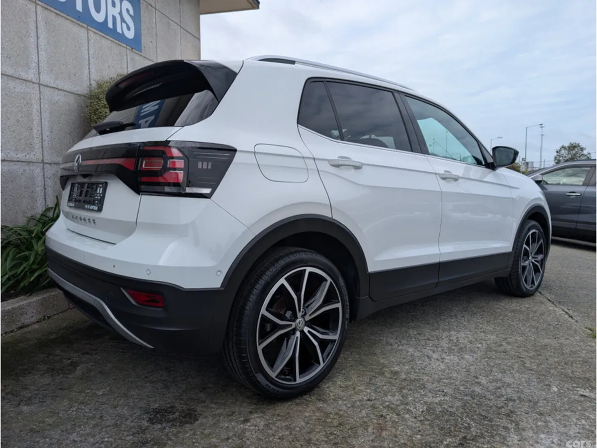 Volkswagen T-Cross SUV, Petrol, 2020, White