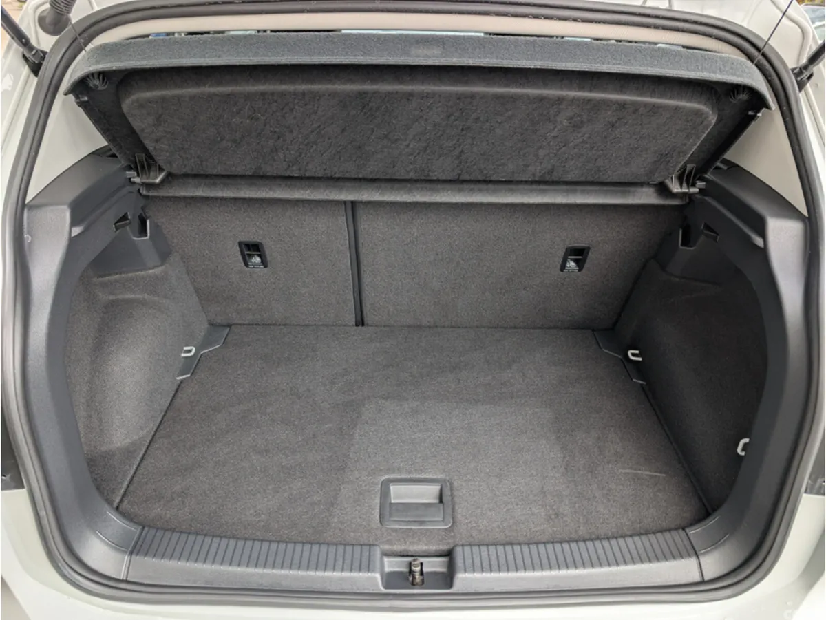 Volkswagen T-Cross SUV, Petrol, 2020, White