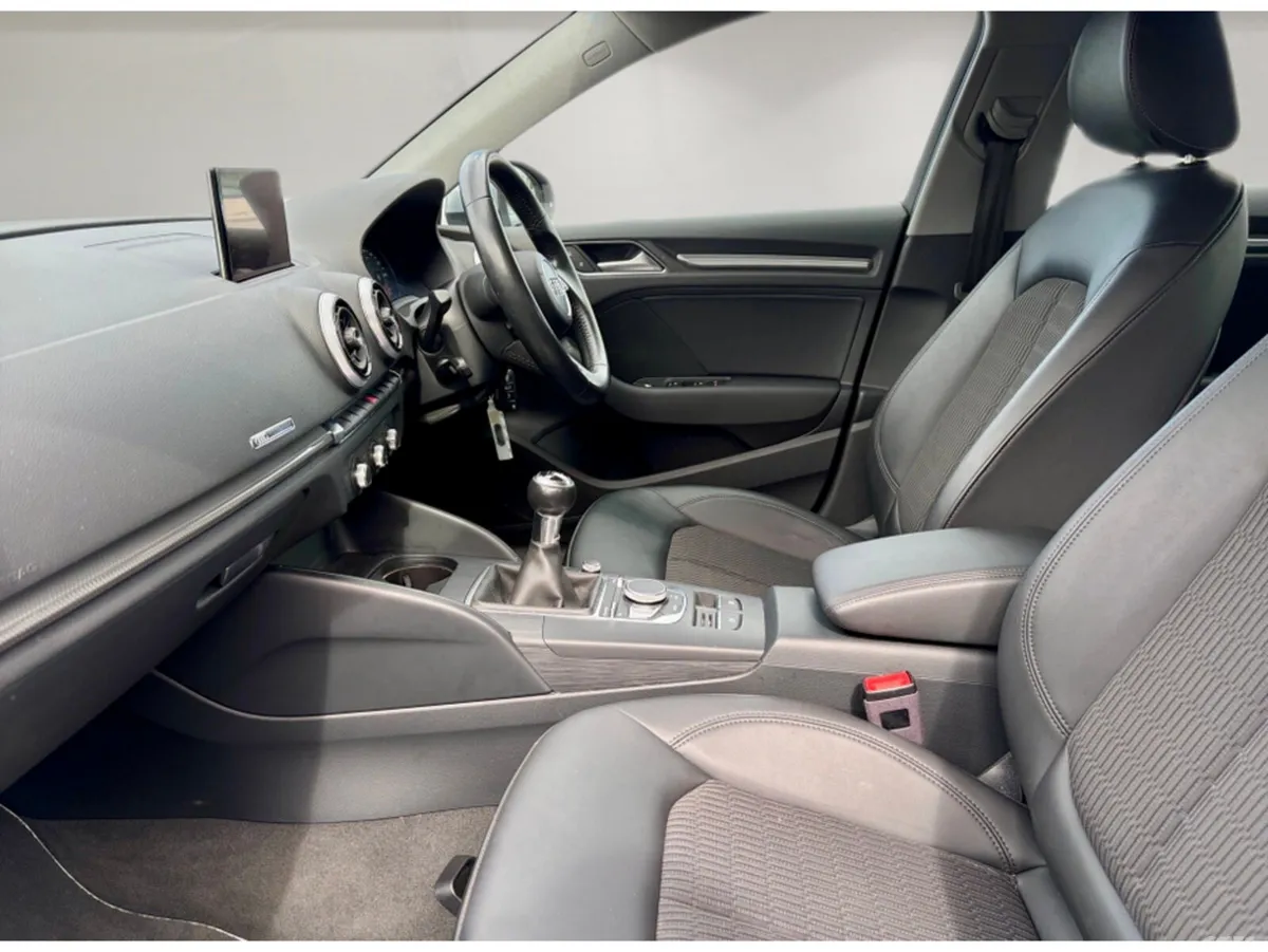 Audi A3 Hatchback, Diesel, 2018, Grey