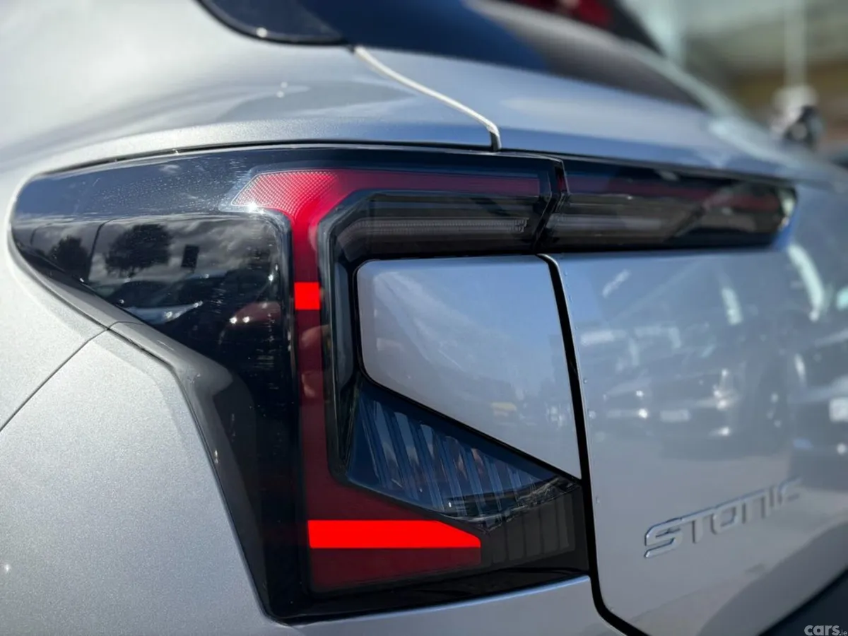 Kia Stonic Estate, Petrol Hybrid, 2026, Grey