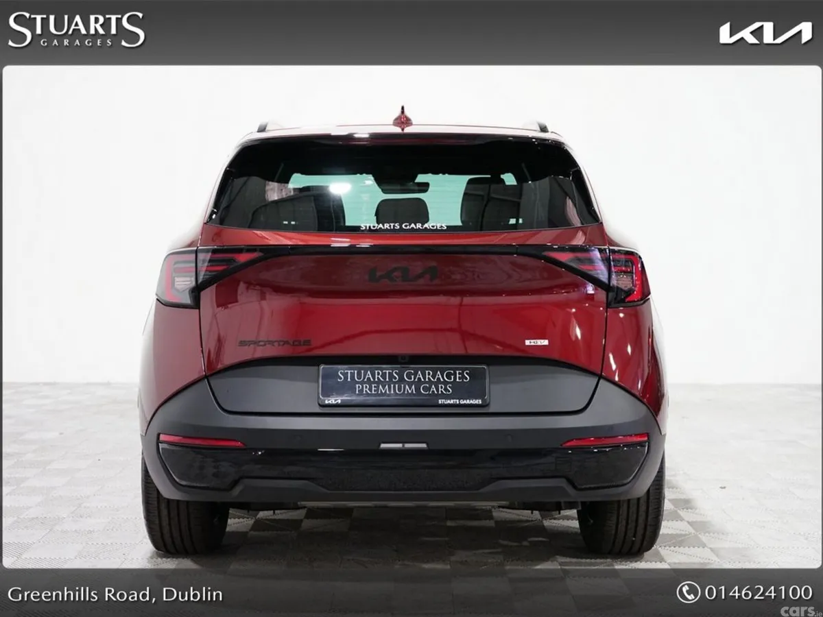 Kia Sportage MPV, Petrol Hybrid, 2026, Red