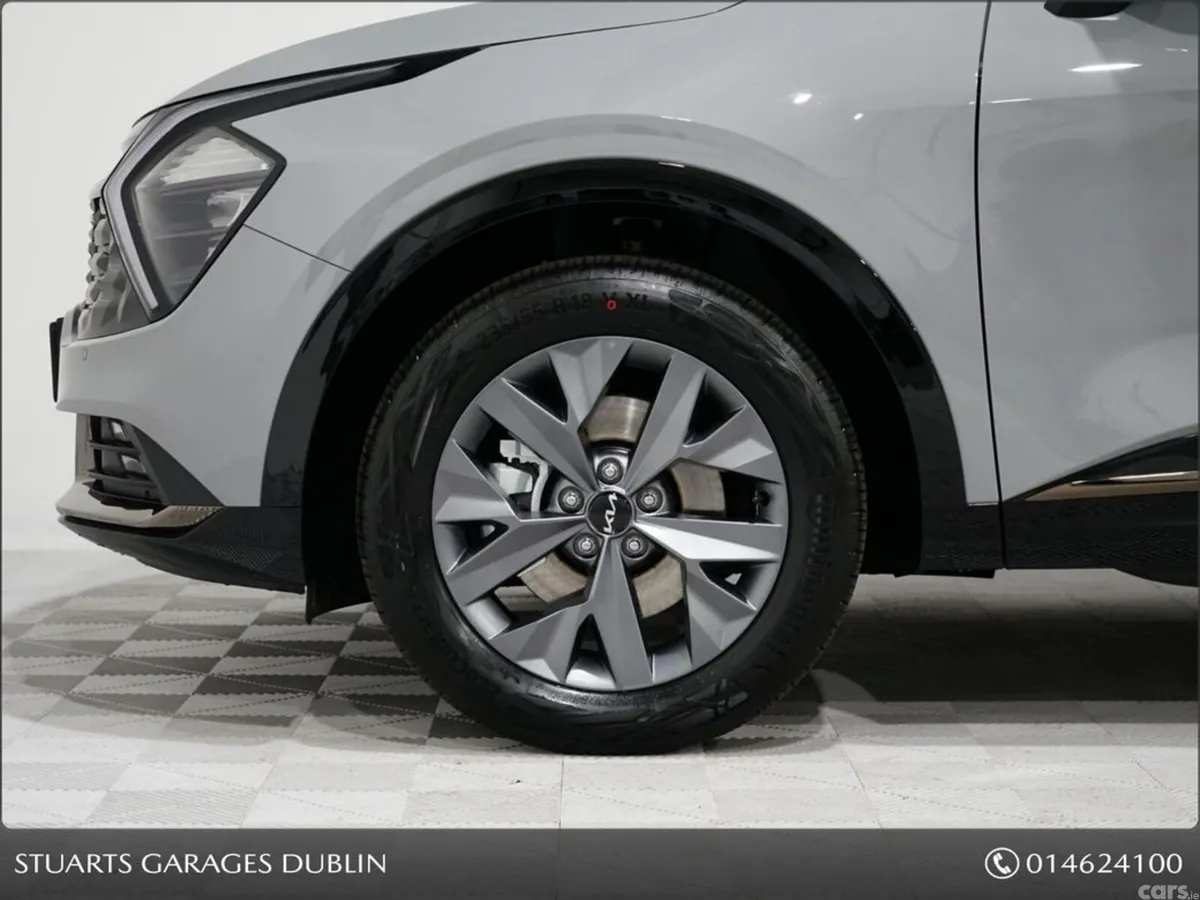 Kia Sportage MPV, Petrol Hybrid, 2025, Grey