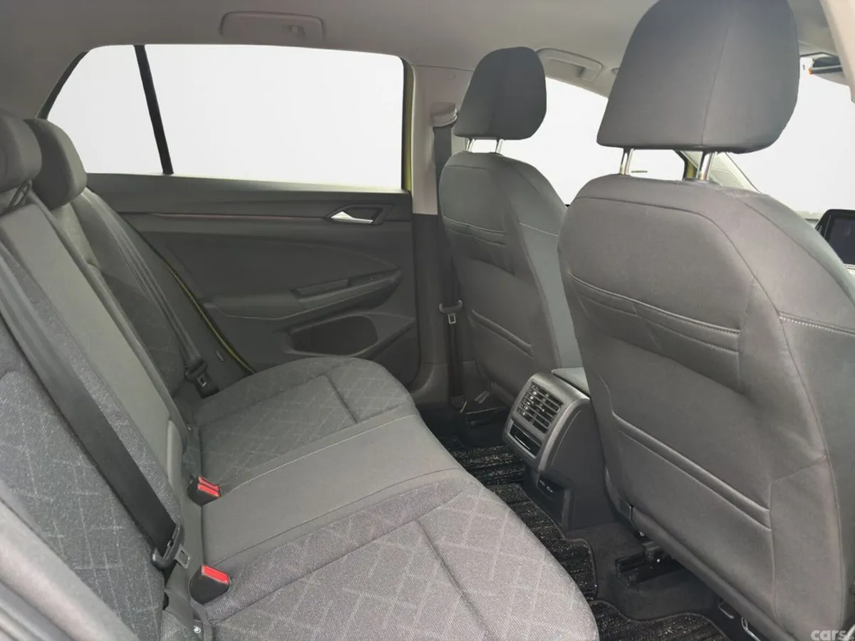 Volkswagen Golf Hatchback, Petrol, 2021, Green