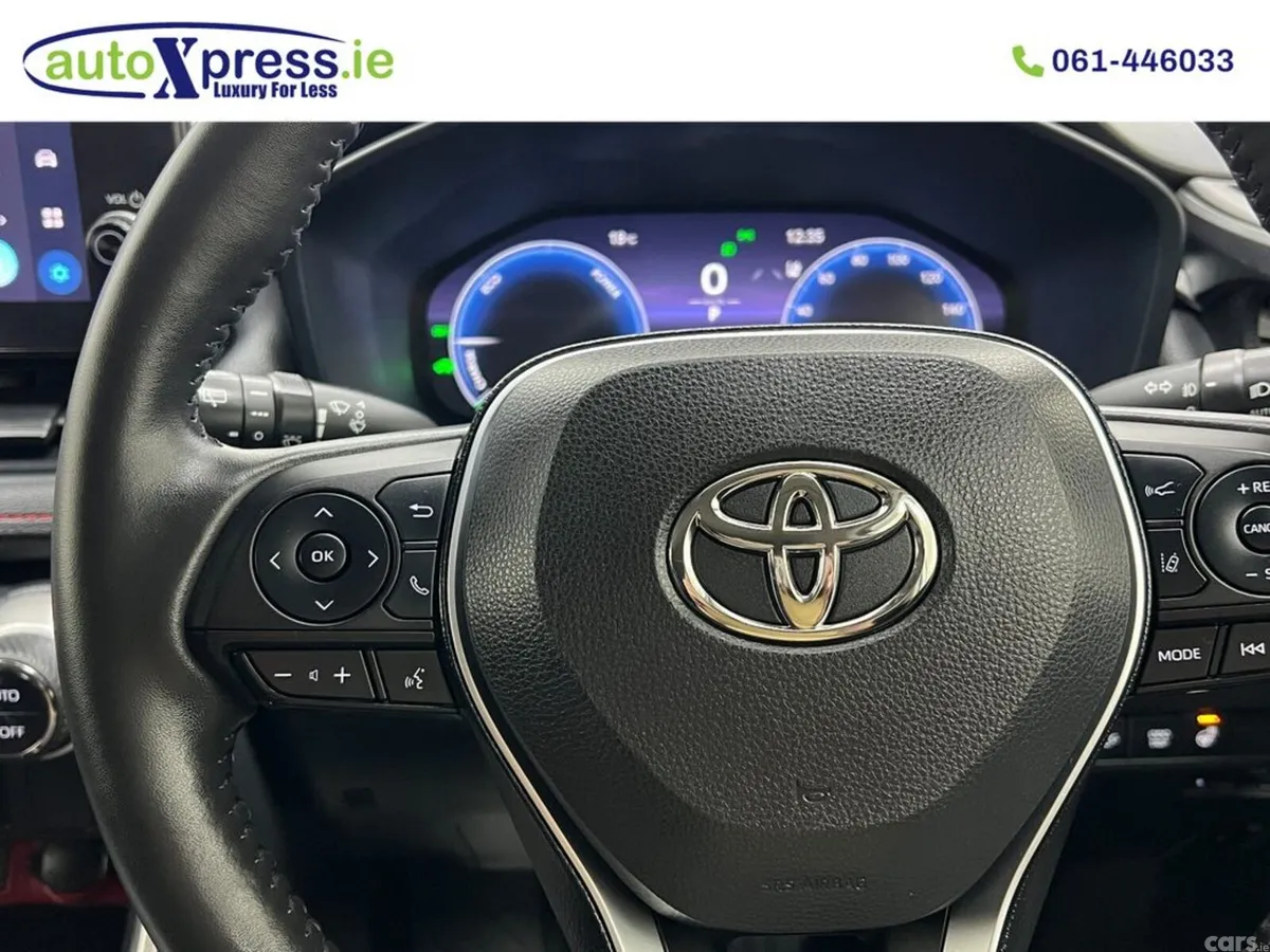 Toyota RAV4 SUV, Petrol Hybrid, 2023, White