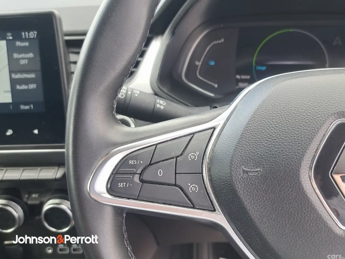 Renault Captur Hatchback, Petrol Hybrid, 2023, Blue