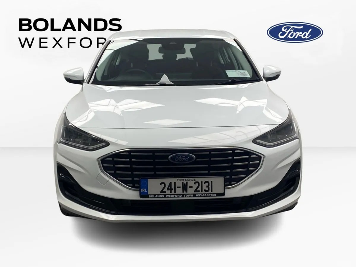 Ford Focus Hatchback, Petrol, 2024, White