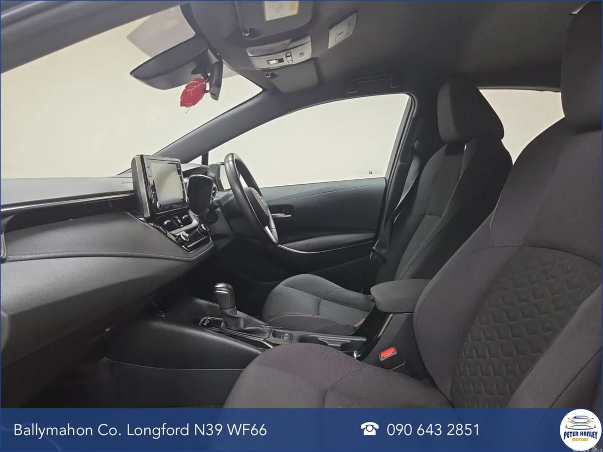Toyota Corolla Hatchback, Petrol Hybrid, 2022, Black