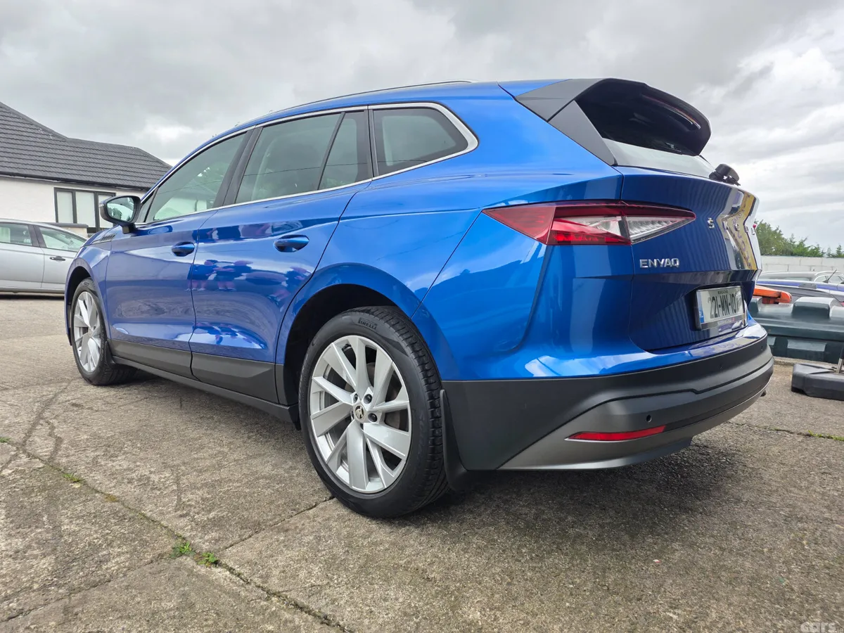Skoda Enyaq Estate/Jeep, Electric, 2022, Blue