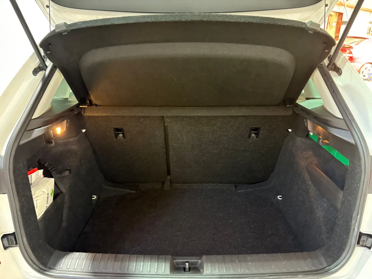 Skoda Kamiq Hatchback, Petrol, 2020, White