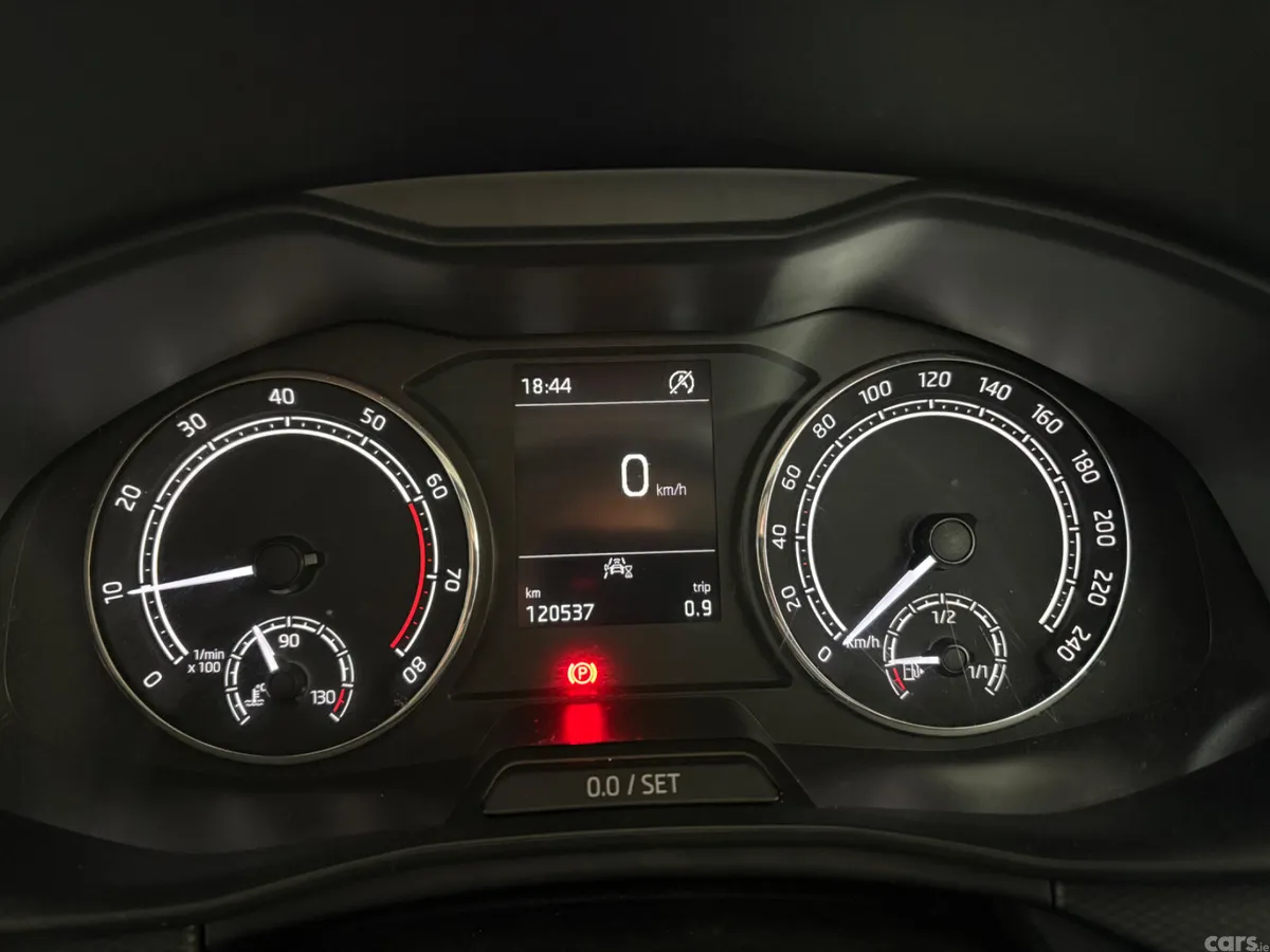 Skoda Kamiq Hatchback, Petrol, 2020, White