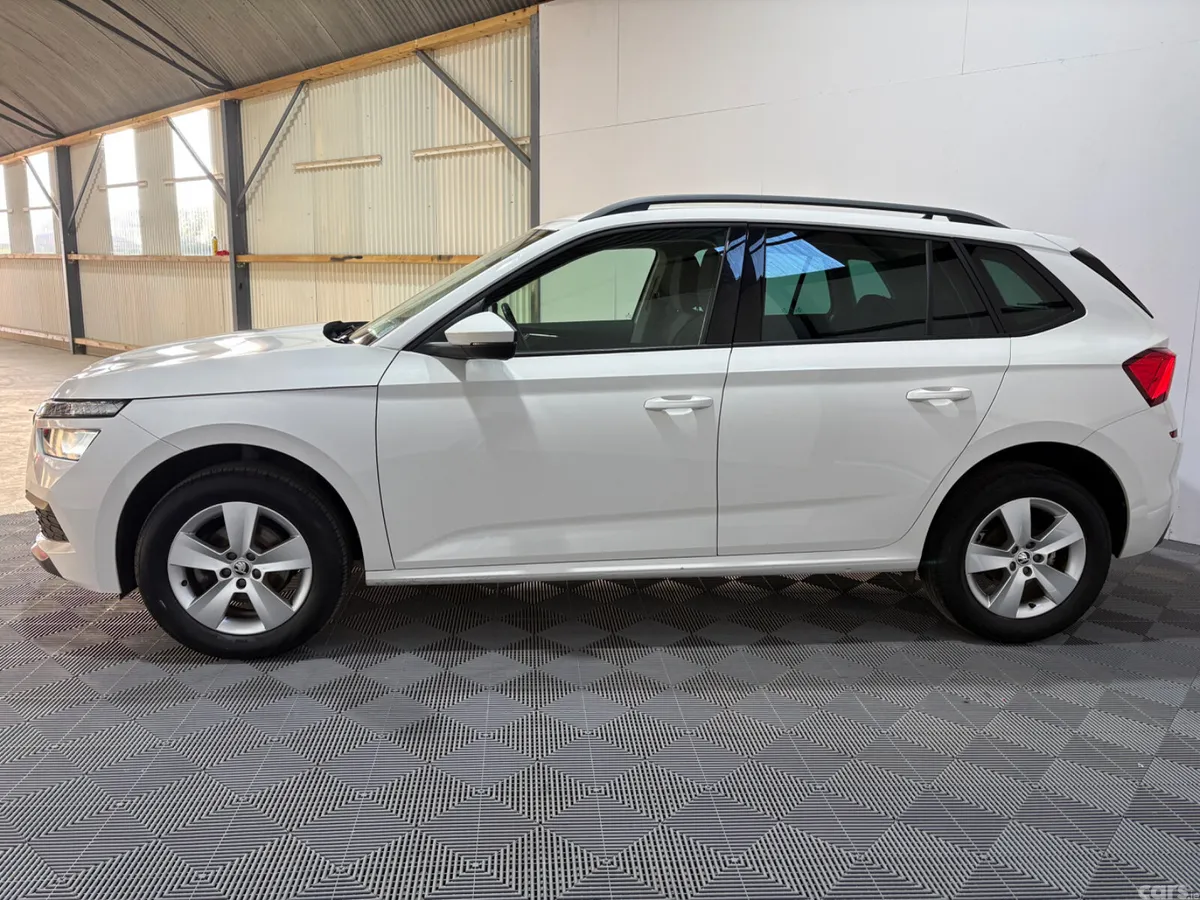 Skoda Kamiq Hatchback, Petrol, 2020, White