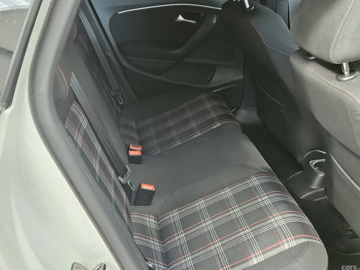 Volkswagen Polo Hatchback, Petrol, 2015, White