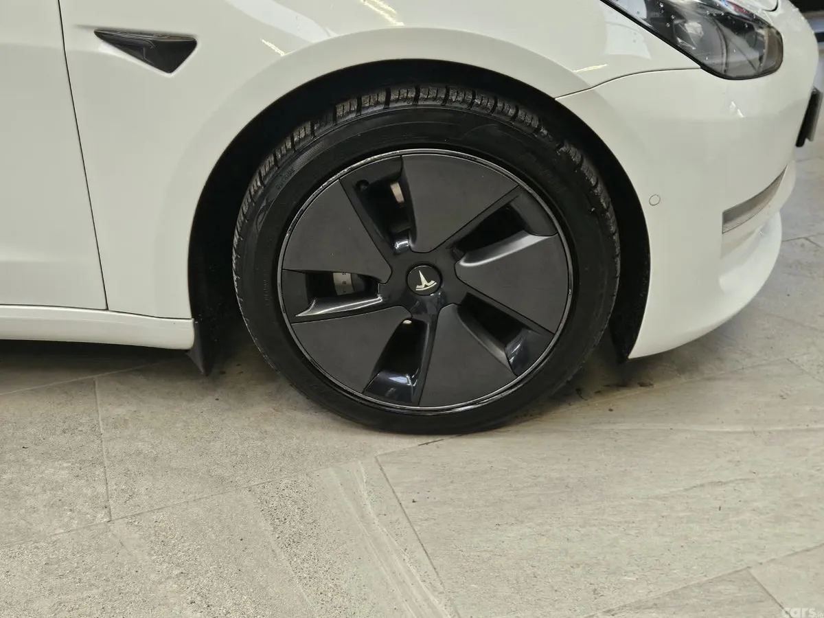 Tesla Model 3 Saloon, Electric, 2022, White