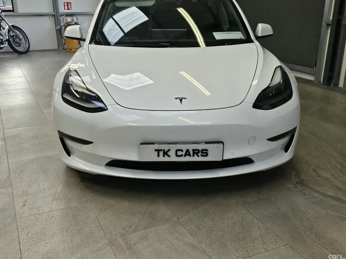 Tesla Model 3 Saloon, Electric, 2022, White