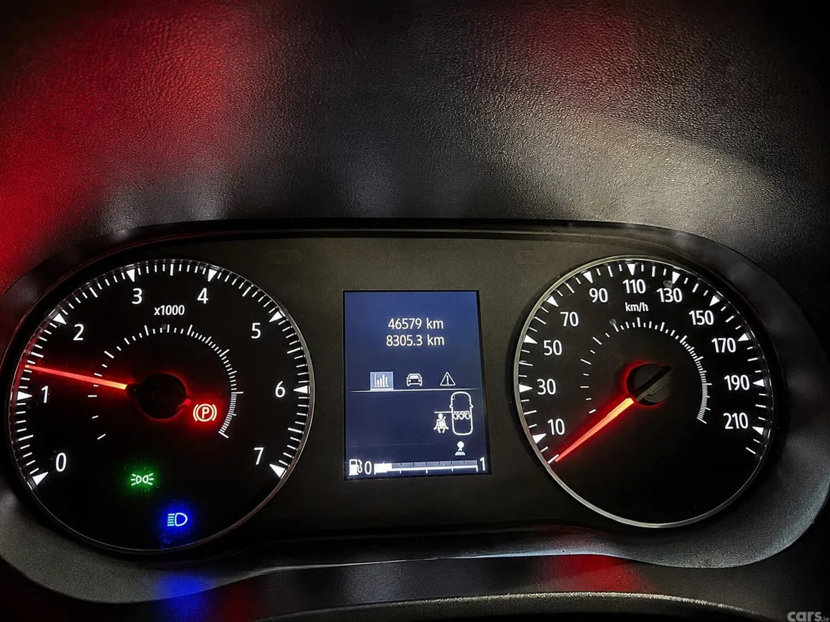 Dacia Sandero Hatchback, Petrol Gas, 2022, Black