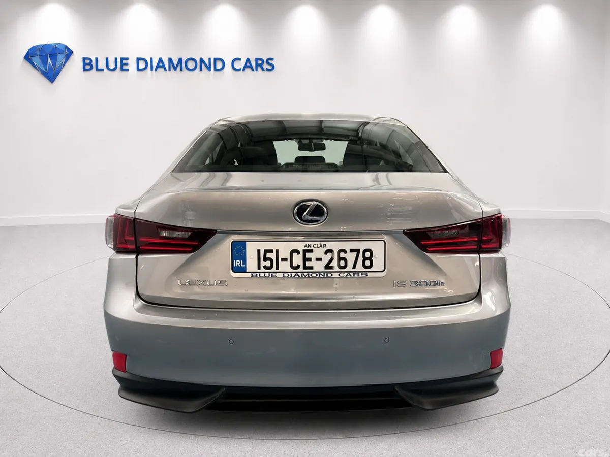 Lexus IS Saloon, Petrol Hybrid, 2015, Silver