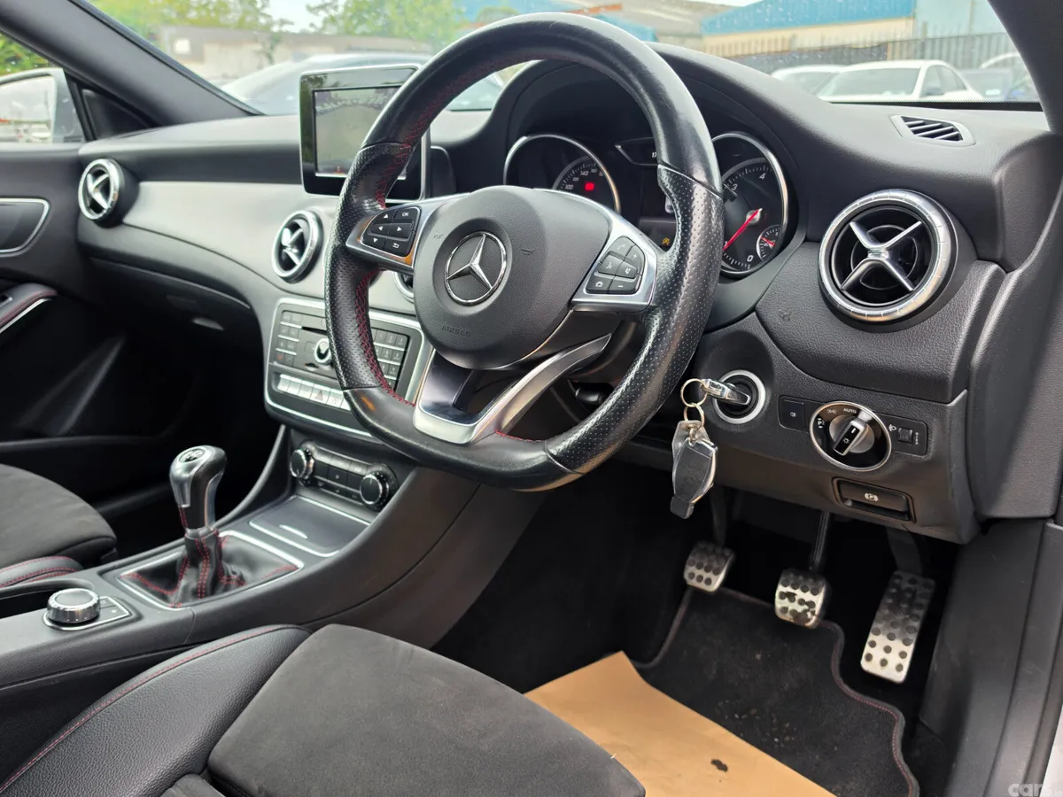 Mercedes-Benz CLA Saloon, Diesel, 2018, Grey