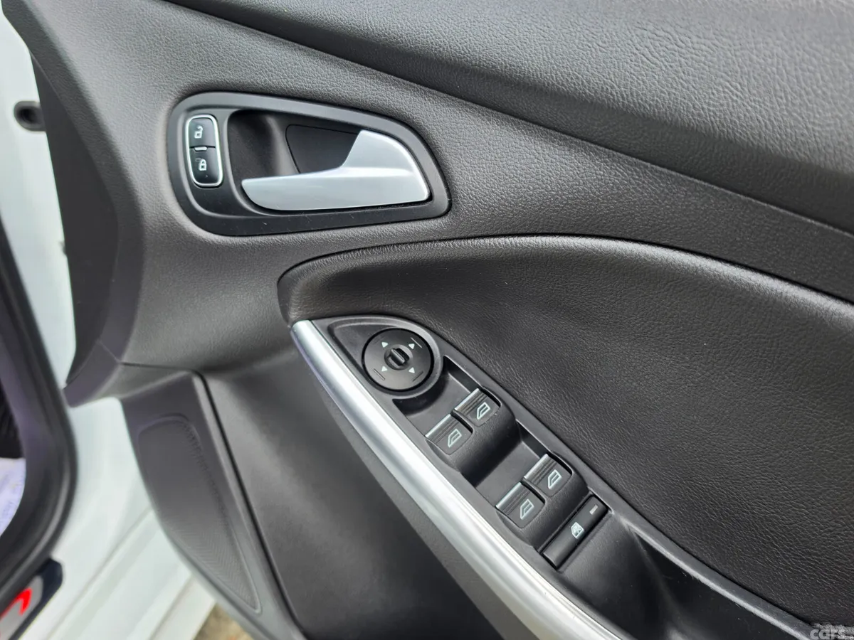 Ford Focus Hatchback, Diesel, 2016, White