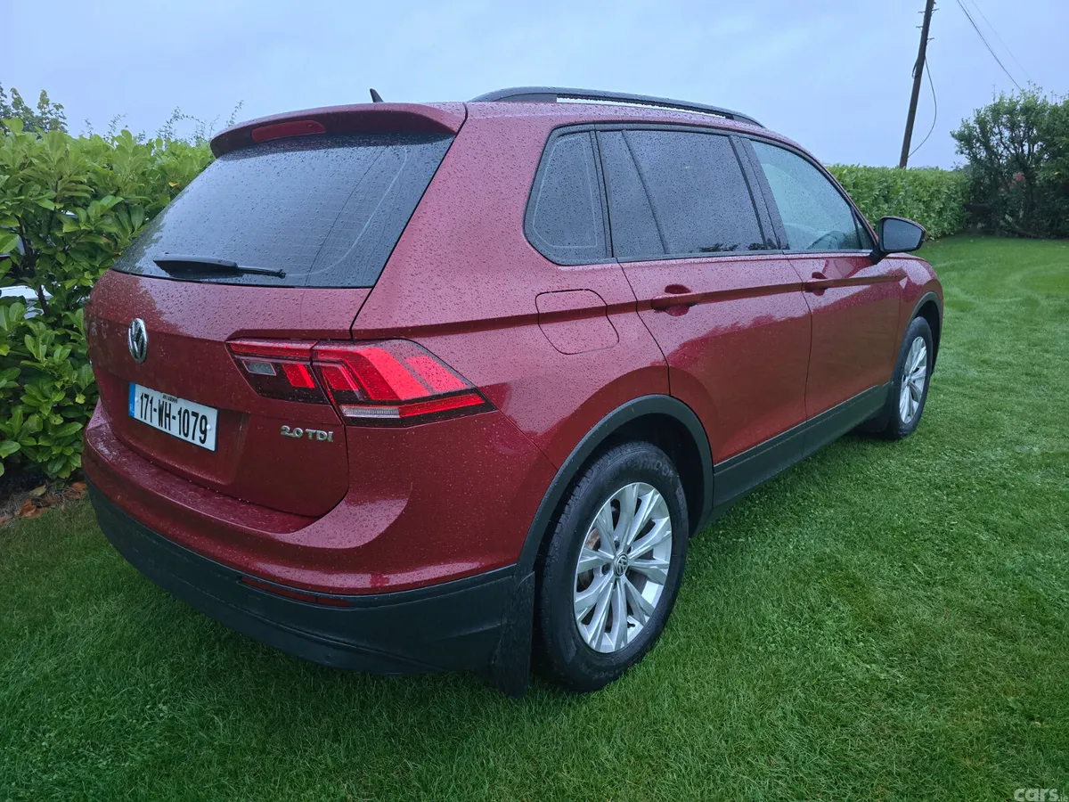 Volkswagen Tiguan SUV, Diesel, 2017, Red
