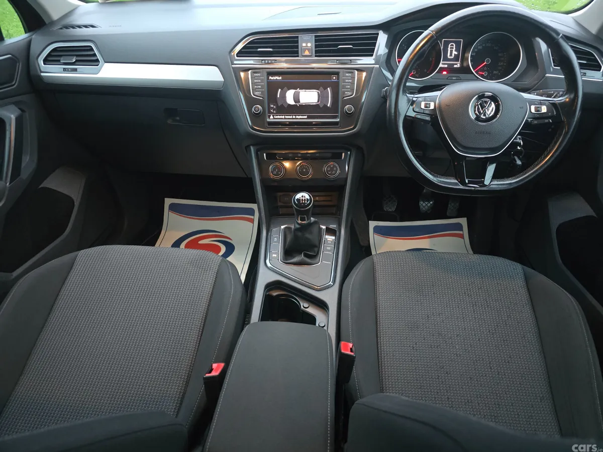 Volkswagen Tiguan SUV, Diesel, 2017, Red
